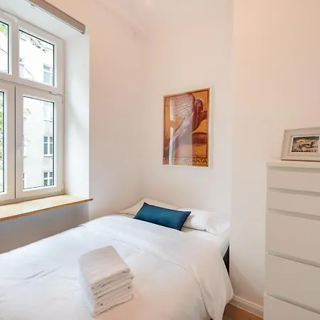 New Praga Enchanting Studio Warsaw Exterior photo