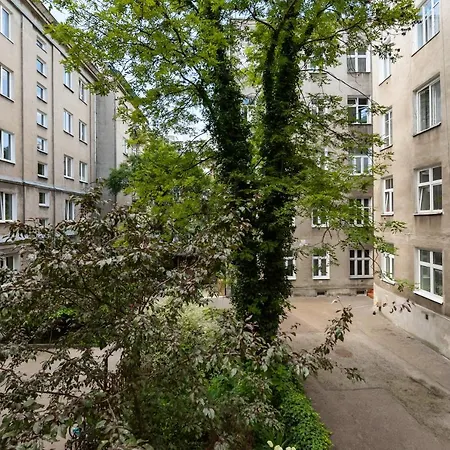 New Praga Enchanting Studio Warsaw Exterior photo